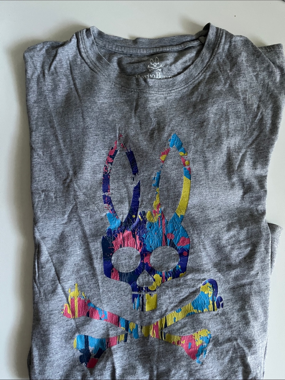 Psycho Bunny Gray Tee with Multicolor Skull Graphic